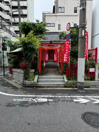 装束稲荷神社（王子稲荷神社境外摂社）(東京都)