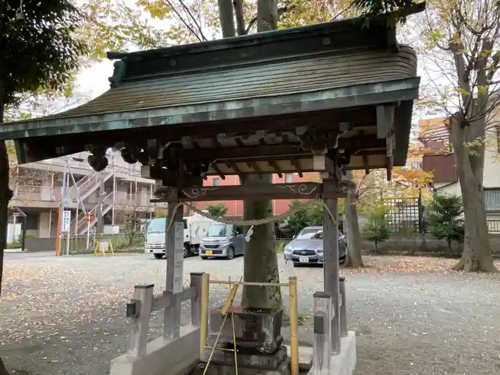 相模原氷川神社の手水舎