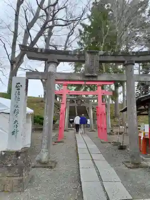 鶴ケ城稲荷神社の鳥居