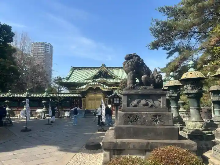 上野東照宮の{uncategorized: "未分類", other: "その他", undefined: "問題あり", building: "その他建物", grave: "お墓", sacred_gate: "鳥居", guardian: "狛犬", statue: "像", buddha: "仏像", history: "歴史", nature: "自然", garden: "庭園", animal: "動物", pagoda: "塔", temizu: "手水舎", mountain_gate: "山門・神門", sanctuary: "本殿・本堂", subordinate: "末社・摂社", art: "芸術", scenery: "景色", jizo: "地蔵", ema: "絵馬", goshuin: "御朱印", omikuji: "おみくじ", items: "授与品その他", amulet: "お守り", goshuincho: "御朱印帳", eats: "食事", festival: "お祭り", votive_dance: "神楽", shichigosan: "七五三参", wedding: "結婚式", experience: "体験その他", initially: "初詣", around: "周辺", anti_infection: "感染症対策"}