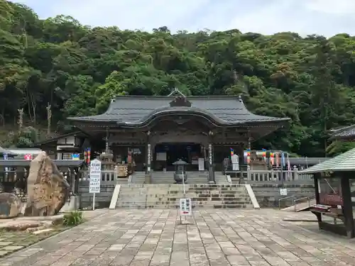 一畑薬師の本殿・本堂