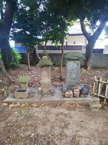 畑子安神社の末社