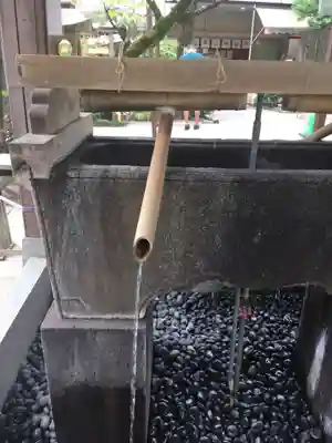 鳩森八幡神社の手水舎