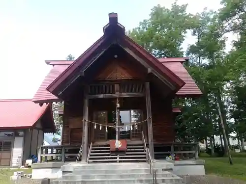 幌加内神社の本殿