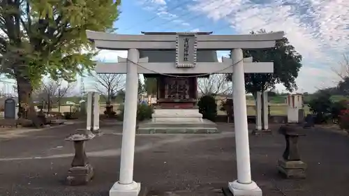 寅稲荷神社の鳥居