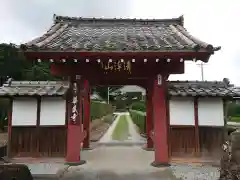 華蔵寺の山門