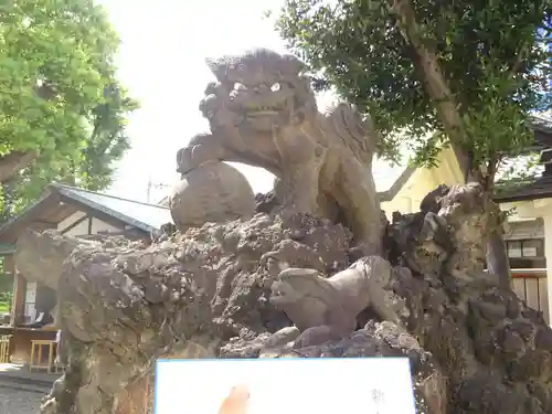 お三の宮日枝神社の狛犬