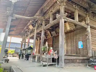 穴太寺の本殿・本堂