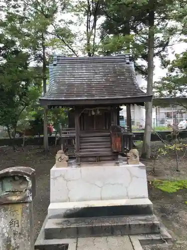 阿羅波比神社の末社・摂社