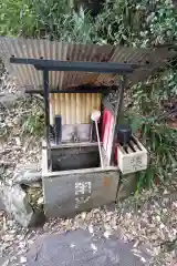 蚕霊神社の手水