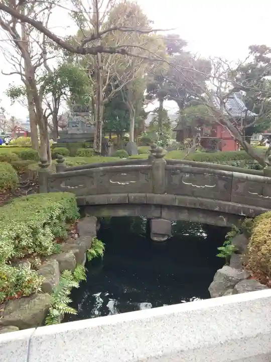 浅草寺の庭園