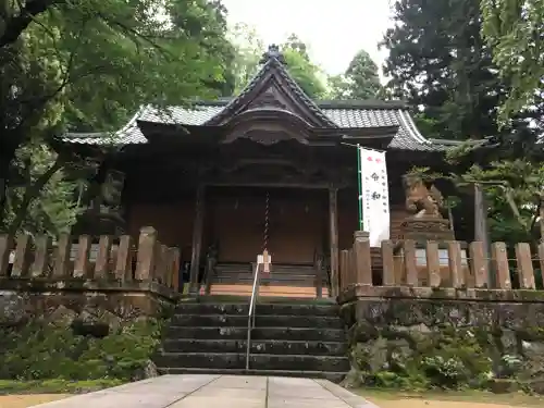 佐々牟志神社の本殿