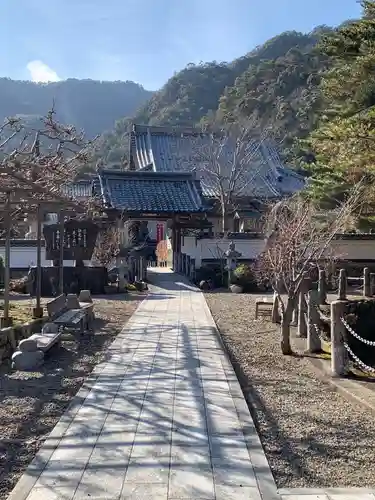 天台宗 五大山 白毫寺の山門