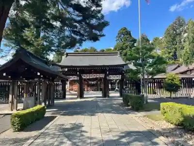 諏訪神社の{uncategorized: "未分類", other: "その他", undefined: "問題あり", building: "その他建物", grave: "お墓", sacred_gate: "鳥居", guardian: "狛犬", statue: "像", buddha: "仏像", history: "歴史", nature: "自然", garden: "庭園", animal: "動物", pagoda: "塔", temizu: "手水舎", mountain_gate: "山門・神門", sanctuary: "本殿・本堂", subordinate: "末社・摂社", art: "芸術", scenery: "景色", jizo: "地蔵", ema: "絵馬", goshuin: "御朱印", omikuji: "おみくじ", items: "授与品その他", amulet: "お守り", goshuincho: "御朱印帳", eats: "食事", festival: "お祭り", votive_dance: "神楽", shichigosan: "七五三参", wedding: "結婚式", experience: "体験その他", initially: "初詣", around: "周辺", anti_infection: "感染症対策"}
