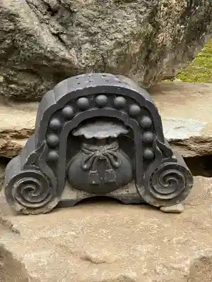 待乳山聖天（本龍院）の{uncategorized: "未分類", other: "その他", undefined: "問題あり", building: "その他建物", grave: "お墓", sacred_gate: "鳥居", guardian: "狛犬", statue: "像", buddha: "仏像", history: "歴史", nature: "自然", garden: "庭園", animal: "動物", pagoda: "塔", temizu: "手水舎", mountain_gate: "山門・神門", sanctuary: "本殿・本堂", subordinate: "末社・摂社", art: "芸術", scenery: "景色", jizo: "地蔵", ema: "絵馬", goshuin: "御朱印", omikuji: "おみくじ", items: "授与品その他", amulet: "お守り", goshuincho: "御朱印帳", eats: "食事", festival: "お祭り", votive_dance: "神楽", shichigosan: "七五三参", wedding: "結婚式", experience: "体験その他", initially: "初詣", around: "周辺", anti_infection: "感染症対策"}