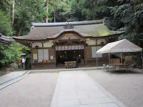 狭井坐大神荒魂神社(狭井神社)の本殿・本堂