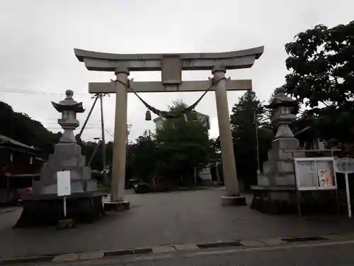 須須神社の鳥居