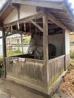 春日神社の{uncategorized: "未分類", other: "その他", undefined: "問題あり", building: "その他建物", grave: "お墓", sacred_gate: "鳥居", guardian: "狛犬", statue: "像", buddha: "仏像", history: "歴史", nature: "自然", garden: "庭園", animal: "動物", pagoda: "塔", temizu: "手水舎", mountain_gate: "山門・神門", sanctuary: "本殿・本堂", subordinate: "末社・摂社", art: "芸術", scenery: "景色", jizo: "地蔵", ema: "絵馬", goshuin: "御朱印", omikuji: "おみくじ", items: "授与品その他", amulet: "お守り", goshuincho: "御朱印帳", eats: "食事", festival: "お祭り", votive_dance: "神楽", shichigosan: "七五三参", wedding: "結婚式", experience: "体験その他", initially: "初詣", around: "周辺", anti_infection: "感染症対策"}