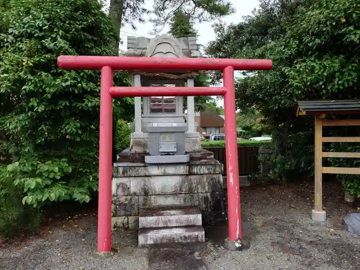 高尾山穂見神社の末社・摂社