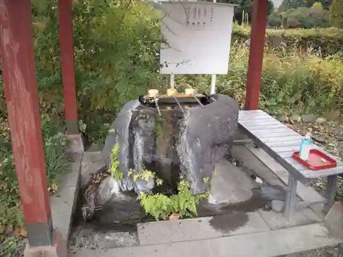 森友瀧尾神社の手水舎