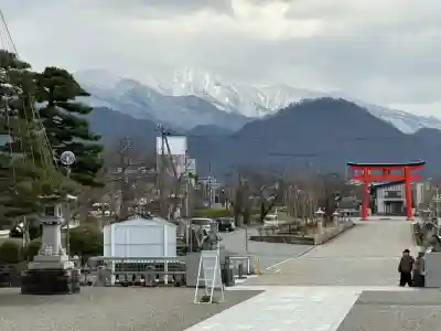 山形縣護國神社の{uncategorized: "未分類", other: "その他", undefined: "問題あり", building: "その他建物", grave: "お墓", sacred_gate: "鳥居", guardian: "狛犬", statue: "像", buddha: "仏像", history: "歴史", nature: "自然", garden: "庭園", animal: "動物", pagoda: "塔", temizu: "手水舎", mountain_gate: "山門・神門", sanctuary: "本殿・本堂", subordinate: "末社・摂社", art: "芸術", scenery: "景色", jizo: "地蔵", ema: "絵馬", goshuin: "御朱印", omikuji: "おみくじ", items: "授与品その他", amulet: "お守り", goshuincho: "御朱印帳", eats: "食事", festival: "お祭り", votive_dance: "神楽", shichigosan: "七五三参", wedding: "結婚式", experience: "体験その他", initially: "初詣", around: "周辺", anti_infection: "感染症対策"}