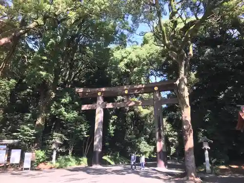 明治神宮の鳥居