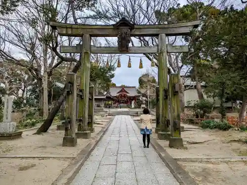 飯香岡八幡宮の鳥居