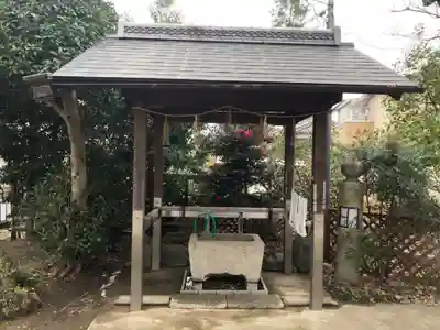 平井神社の手水舎