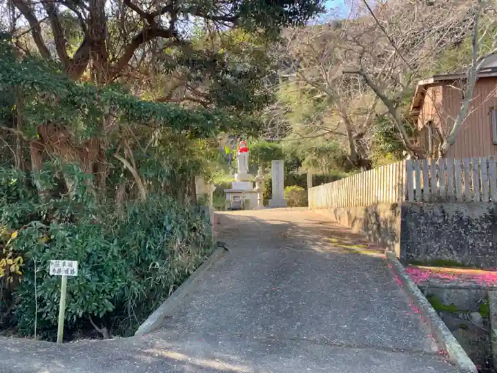 逆川地蔵尊(千葉県)