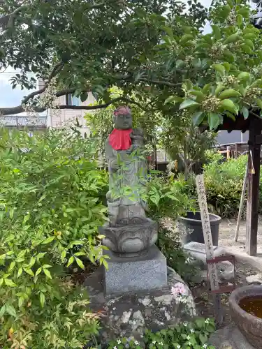 長光寺の{uncategorized: "未分類", other: "その他", undefined: "問題あり", building: "その他建物", grave: "お墓", sacred_gate: "鳥居", guardian: "狛犬", statue: "像", buddha: "仏像", history: "歴史", nature: "自然", garden: "庭園", animal: "動物", pagoda: "塔", temizu: "手水舎", mountain_gate: "山門・神門", sanctuary: "本殿・本堂", subordinate: "末社・摂社", art: "芸術", scenery: "景色", jizo: "地蔵", ema: "絵馬", goshuin: "御朱印", omikuji: "おみくじ", items: "授与品その他", amulet: "お守り", goshuincho: "御朱印帳", eats: "食事", festival: "お祭り", votive_dance: "神楽", shichigosan: "七五三参", wedding: "結婚式", experience: "体験その他", initially: "初詣", around: "周辺", anti_infection: "感染症対策"}