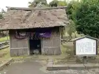 為朝神社(頭殿神社)の{uncategorized: "未分類", other: "その他", undefined: "問題あり", building: "その他建物", grave: "お墓", sacred_gate: "鳥居", guardian: "狛犬", statue: "像", buddha: "仏像", history: "歴史", nature: "自然", garden: "庭園", animal: "動物", pagoda: "塔", temizu: "手水舎", mountain_gate: "山門・神門", sanctuary: "本殿・本堂", subordinate: "末社・摂社", art: "芸術", scenery: "景色", jizo: "地蔵", ema: "絵馬", goshuin: "御朱印", omikuji: "おみくじ", items: "授与品その他", amulet: "お守り", goshuincho: "御朱印帳", eats: "食事", festival: "お祭り", votive_dance: "神楽", shichigosan: "七五三参", wedding: "結婚式", experience: "体験その他", initially: "初詣", around: "周辺", anti_infection: "感染症対策"}