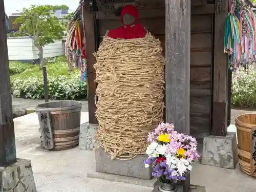 南蔵院の{uncategorized: "未分類", other: "その他", undefined: "問題あり", building: "その他建物", grave: "お墓", sacred_gate: "鳥居", guardian: "狛犬", statue: "像", buddha: "仏像", history: "歴史", nature: "自然", garden: "庭園", animal: "動物", pagoda: "塔", temizu: "手水舎", mountain_gate: "山門・神門", sanctuary: "本殿・本堂", subordinate: "末社・摂社", art: "芸術", scenery: "景色", jizo: "地蔵", ema: "絵馬", goshuin: "御朱印", omikuji: "おみくじ", items: "授与品その他", amulet: "お守り", goshuincho: "御朱印帳", eats: "食事", festival: "お祭り", votive_dance: "神楽", shichigosan: "七五三参", wedding: "結婚式", experience: "体験その他", initially: "初詣", around: "周辺", anti_infection: "感染症対策"}