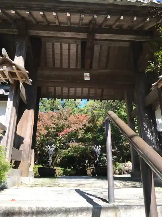 覚園寺の山門・神門