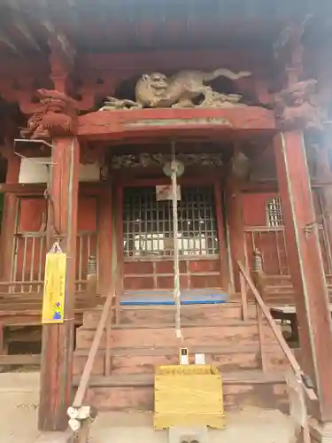 長慶寺の本殿