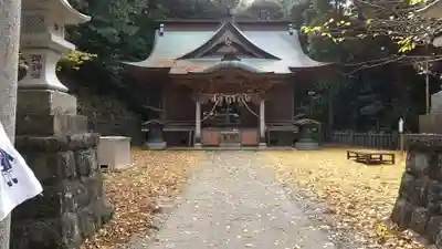 泉神社の本殿・本堂