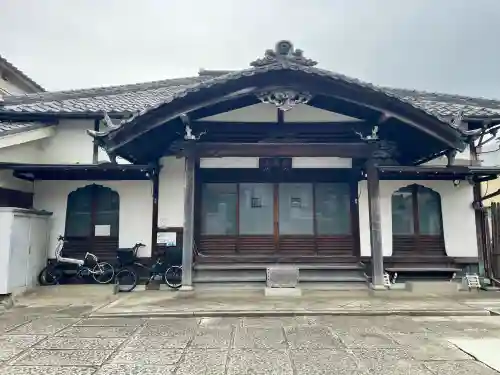 龍谷寺の{uncategorized: "未分類", other: "その他", undefined: "問題あり", building: "その他建物", grave: "お墓", sacred_gate: "鳥居", guardian: "狛犬", statue: "像", buddha: "仏像", history: "歴史", nature: "自然", garden: "庭園", animal: "動物", pagoda: "塔", temizu: "手水舎", mountain_gate: "山門・神門", sanctuary: "本殿・本堂", subordinate: "末社・摂社", art: "芸術", scenery: "景色", jizo: "地蔵", ema: "絵馬", goshuin: "御朱印", omikuji: "おみくじ", items: "授与品その他", amulet: "お守り", goshuincho: "御朱印帳", eats: "食事", festival: "お祭り", votive_dance: "神楽", shichigosan: "七五三参", wedding: "結婚式", experience: "体験その他", initially: "初詣", around: "周辺", anti_infection: "感染症対策"}