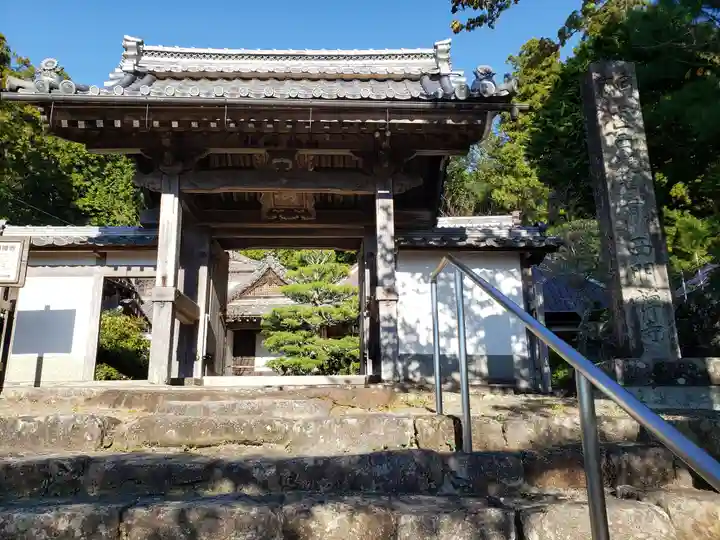 西明寺(滋賀県)