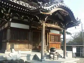 護国寺の本殿・本堂
