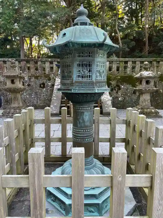 久能山東照宮の{uncategorized: "未分類", other: "その他", undefined: "問題あり", building: "その他建物", grave: "お墓", sacred_gate: "鳥居", guardian: "狛犬", statue: "像", buddha: "仏像", history: "歴史", nature: "自然", garden: "庭園", animal: "動物", pagoda: "塔", temizu: "手水舎", mountain_gate: "山門・神門", sanctuary: "本殿・本堂", subordinate: "末社・摂社", art: "芸術", scenery: "景色", jizo: "地蔵", ema: "絵馬", goshuin: "御朱印", omikuji: "おみくじ", items: "授与品その他", amulet: "お守り", goshuincho: "御朱印帳", eats: "食事", festival: "お祭り", votive_dance: "神楽", shichigosan: "七五三参", wedding: "結婚式", experience: "体験その他", initially: "初詣", around: "周辺", anti_infection: "感染症対策"}