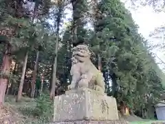大宮温泉神社の狛犬