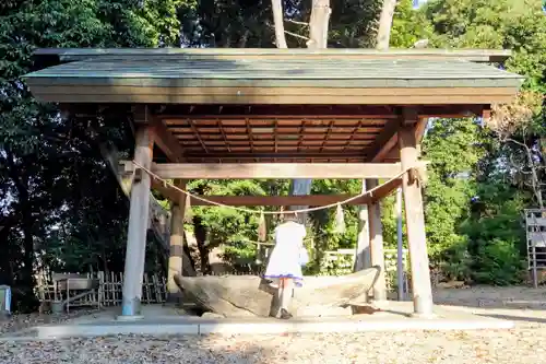 稲前神社の手水舎