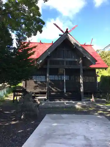 根崎神社の本殿