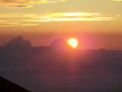 富士山頂上浅間大社奥宮(静岡県)
