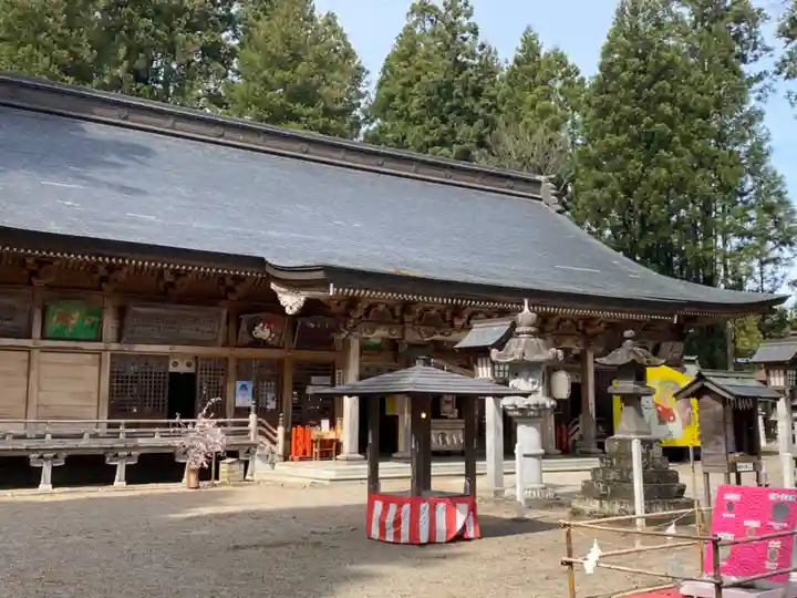 櫛引八幡宮の本殿・本堂