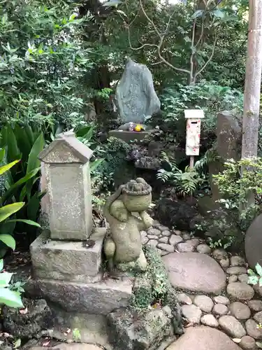 小岩神社の像