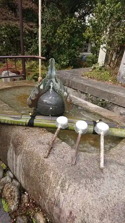 徳王稲荷社・金刀比羅社の手水舎