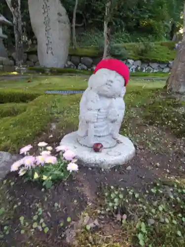 珍蔵寺　の地蔵