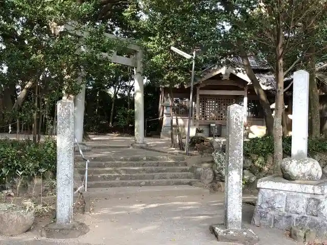 波多神社の建物その他