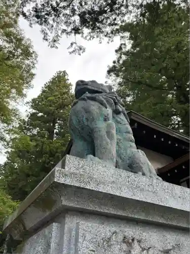 諏訪大社下社春宮(長野県)