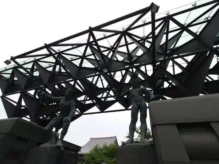 一心寺の山門・神門